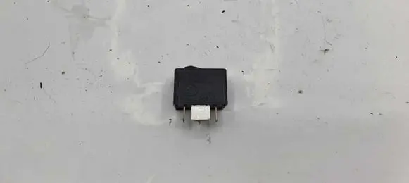 BMW 1 E81 E87 Other relay 61366901469