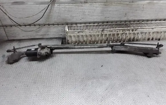 Mercedes-Benz B W245 Front wiper linkage and motor 405127