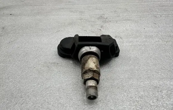 Mercedes-Benz E W213 Tire pressure sensor 2546AGG4