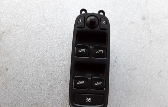 Volvo S40 Electric window control switch 30710787 30710788 30710789