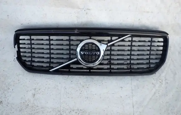 Volvo XC40 Front bumper upper radiator grill 31457346
