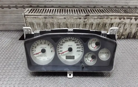 Mitsubishi Lancer Speedometer (instrument cluster) MN151543