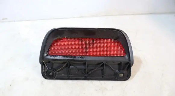 Honda CR-V Third/center stoplight