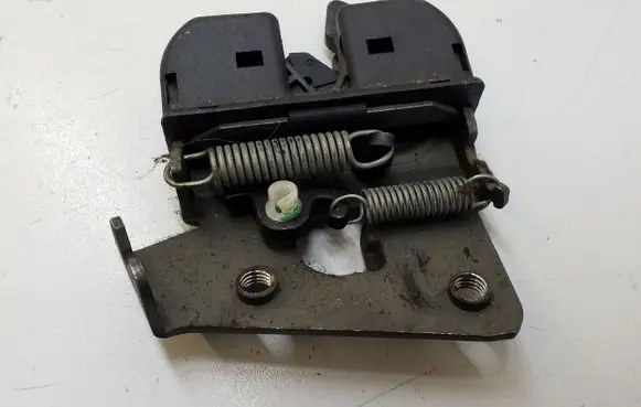 BMW 3 E92 E93 Seat back rest lock catch 7112863