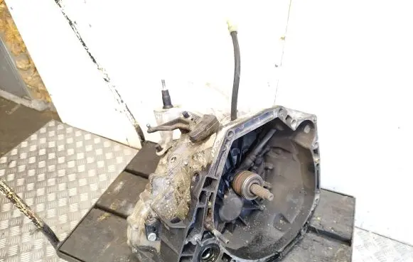 Renault Megane IV Manual 6 speed gearbox 320103805R S007270