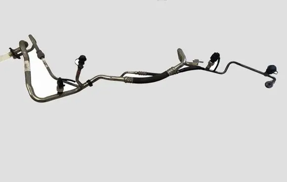 Volvo V50 Air conditioning (A/C) pipe/hose 31332641