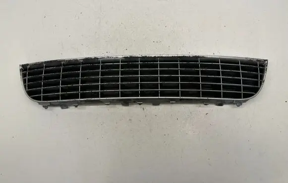 Fiat Punto (188) Front bumper lower grill ST42271