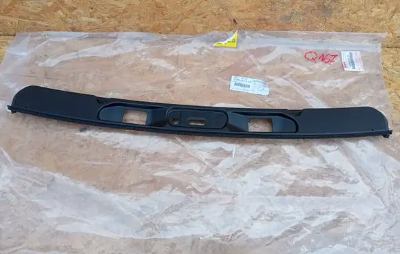 Suzuki Swift II Tailgate/trunk/boot exterior handle 83940-68L50