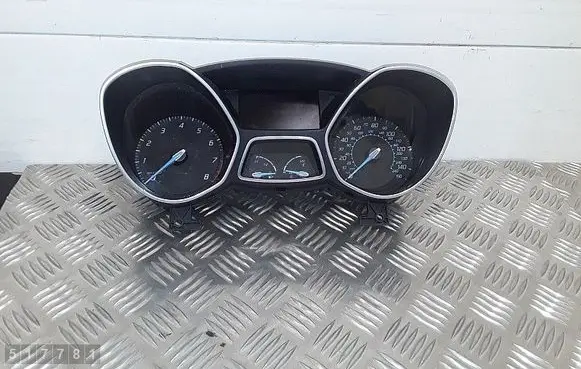 Ford Focus Speedometer (instrument cluster) bm5t10849kv