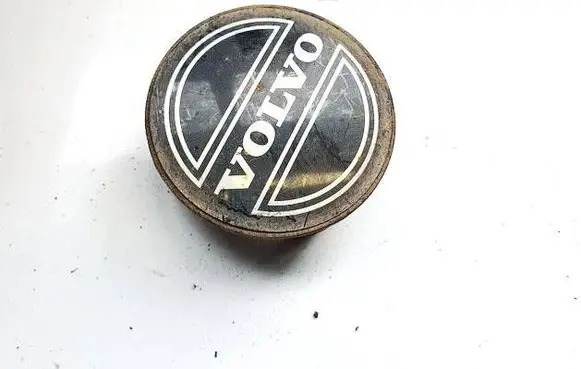 Volvo S40, V40 Original wheel cap 30638643a