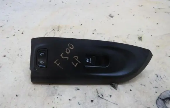 Fiat 500X Electric window control switch 7356331540