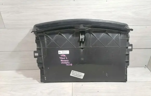 Tesla Model 3 Intercooler air guide/duct channel 107673200H