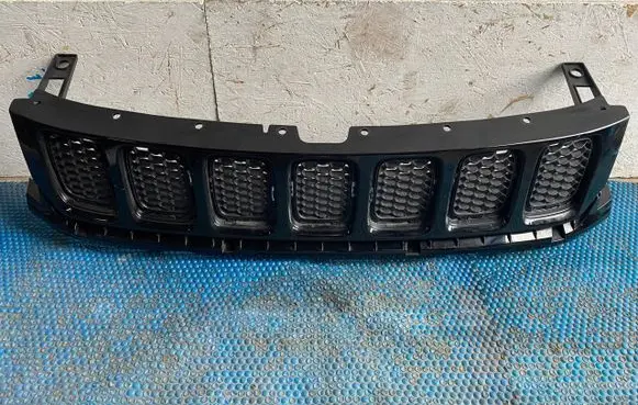 Jeep Compass Front bumper upper radiator grill