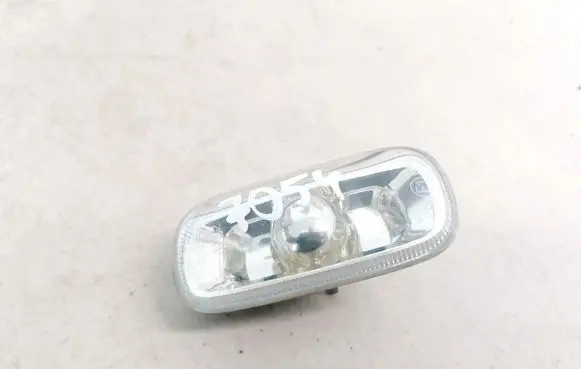 Audi A6 S6 C5 4B Front fender indicator light 8E0949127