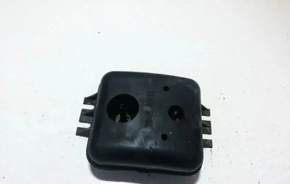 Vacuum air tank