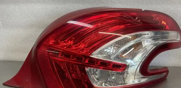 Peugeot 208 II Rear/tail lights 9672628380