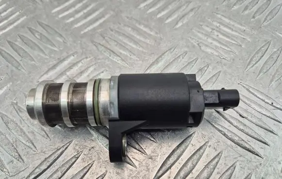 BMW X1 E84 Camshaft vanos timing valve 7622768