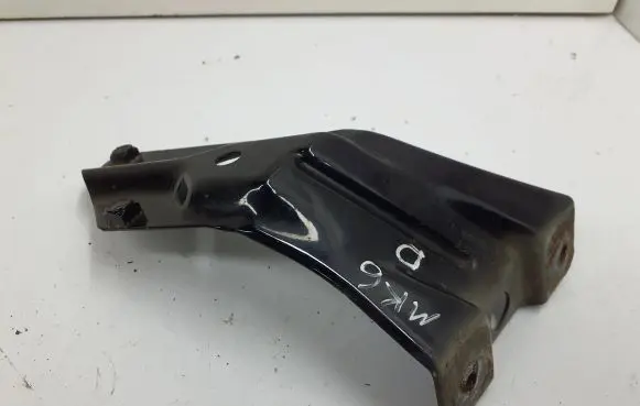 Volkswagen Golf VI Fender mounting bracket 5K6821138 3PBMX11
