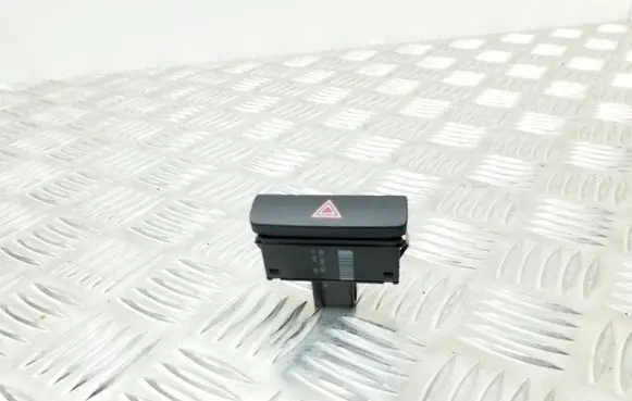 Volkswagen PASSAT B7 Hazard warning light relay 3AA9535091QB