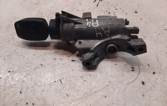 Audi A4 S4 B5 8D Ignition lock 4D0905851