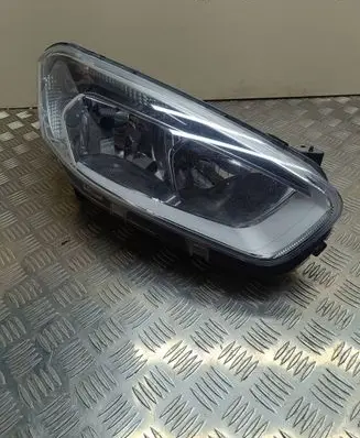 Ford Turneo Courier Headlight/headlamp