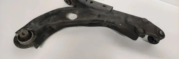 Front lower control arm/wishbone