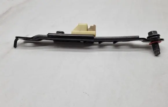 KIA Ceed Seat belt height adjuster II11A00712