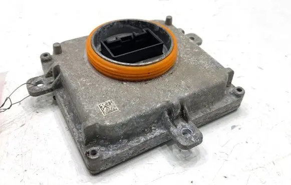 Audi A6 S6 C7 4G Voltage converter/converter module 4G0907397R