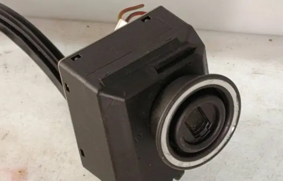 Mercedes-Benz E W212 Ignition lock A2129055600 1002177800 4026331431406103