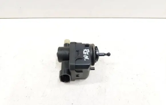 Headlight level adjustment motor