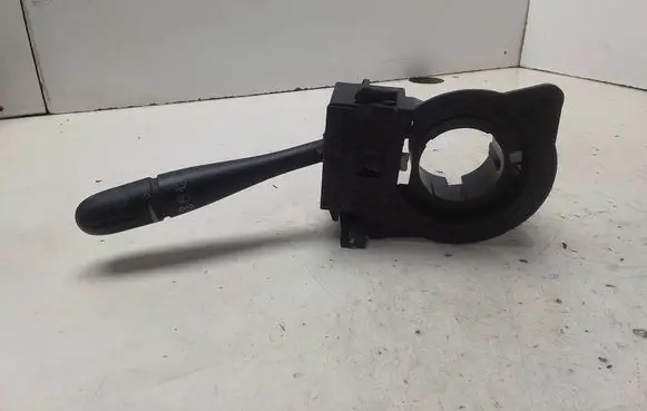 Chrysler Voyager Indicator stalk 05082123AA