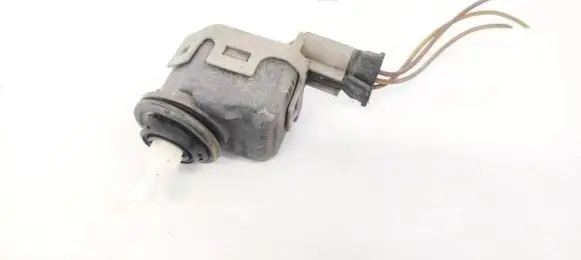 Opel Astra G Headlight level adjustment motor 90590565