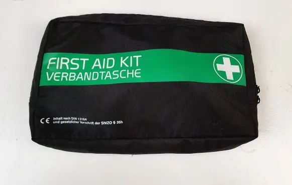 Polestar 2 First aid kit 