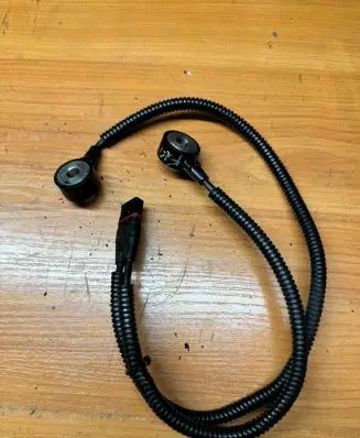 BMW 5 E60 E61 Detonation knock sensor 7531705
