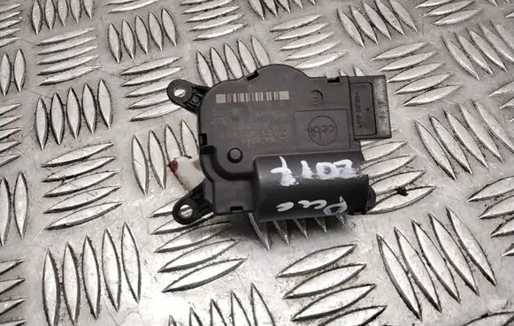 Chrysler Pacifica Air flap motor/actuator 16478544