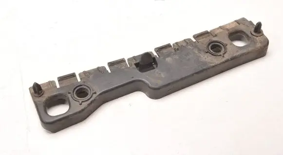 Volvo S90, V90 Fender mounting bracket 31386128