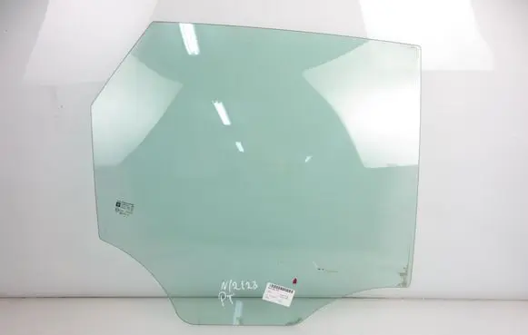 Opel Meriva B Rear door window glass 