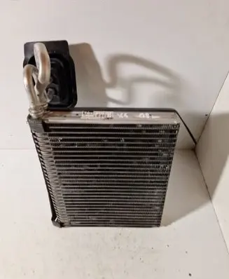 Air conditioning (A/C) radiator (interior)