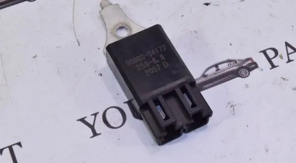 Lexus RX 330 - 350 - 400H Sensor 9098004172