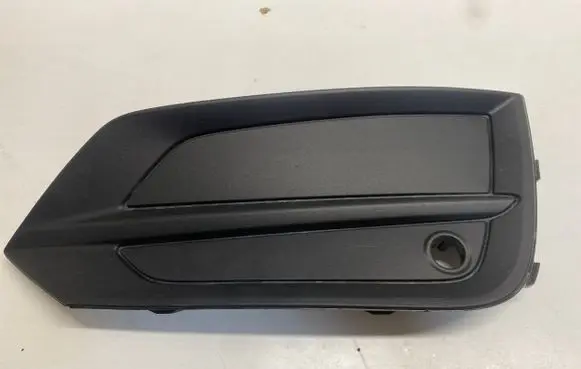 Volvo XC60 Front bumper lower grill 31425188