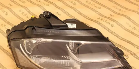 Audi A3 S3 8P Headlight/headlamp 8P0941004