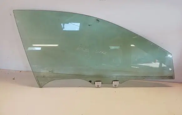 Honda Accord Front door window glass four-door 43R00034
