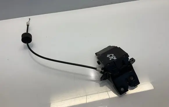 Mercedes-Benz CLS C219 Loading door lock A1717500085 A1717500185 1717500085