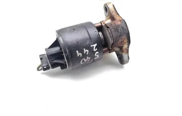 Isuzu Trooper EGR valve
