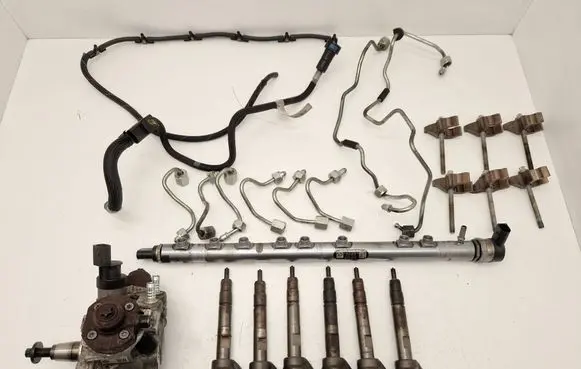 BMW X3 F25 Fuel injection system set 780012402 0445110478 0445216031