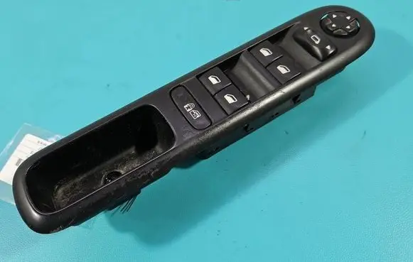 Peugeot 3008 I Electric window control switch 96650620ZD IMPRK1602737