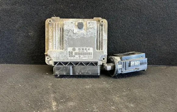 Volkswagen PASSAT B6 Engine ECU kit and lock set 03g906021 3c0905843