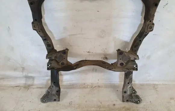 Subaru Outback (BS) Front subframe