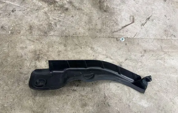 Audi A3 S3 8V Other engine bay part 8V0805233C