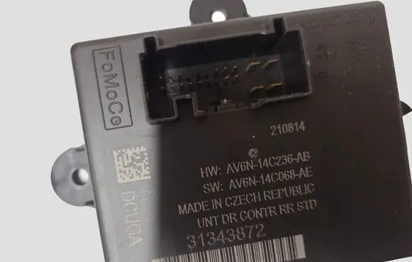 Volvo V40 Door control unit/module 31343872